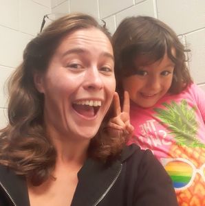 Meet your Posher, Em